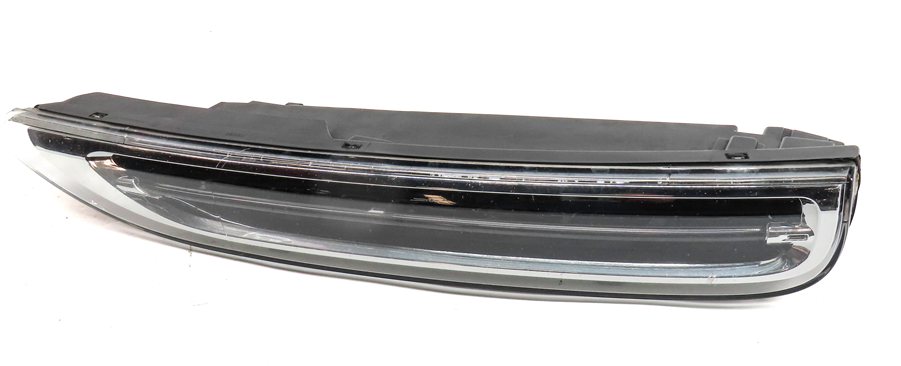 Thumbnail 4: 11-14 CAYENNE (958) FRONT RIGHT PASSENGER DRL DAY TIME RUNNING MARKER LIGHT LAMP