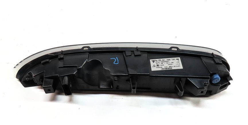 Thumbnail 6: 11-14 CAYENNE (958) FRONT RIGHT PASSENGER DRL DAY TIME RUNNING MARKER LIGHT LAMP