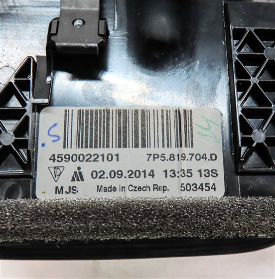 Thumbnail 6: 2012 PORSCHE CAYENNE (958) FRONT RIGHT PASSENGER DASH HEAT AIR AC HVAC VENT