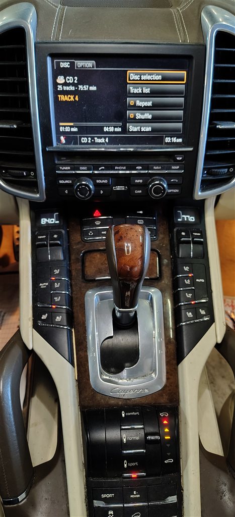 Thumbnail 2: 2012 PORSCHE CAYENNE (958) FRONT CENTER CONSOLE MULTIFUNCTION CONTROL PANEL