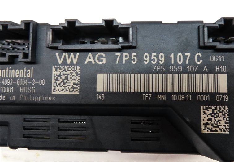 Thumbnail 6: 2012 PORSCHE CAYENNE (958) REAR TRUNK LIFTGATE HATCH LID CONTROL MODULE