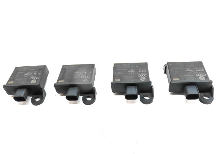 Thumbnail 2: 2012 PORSCHE CAYENNE (958) FRONT & REAR TPMS TIRE PRESSURE MONITOR MODULE SET/4