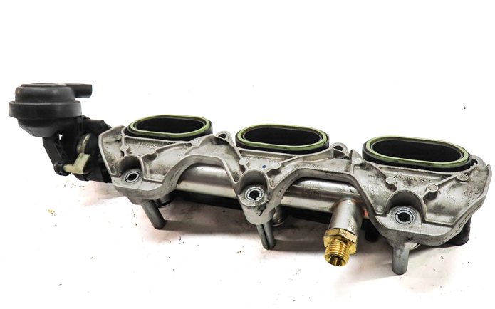 Thumbnail 4: 11-18 PORSCHE CAYENNE PANAMERA (958 970 G1) 3.0L RIGHT LOWER INTAKE MANIFOLD
