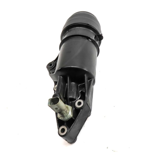 Thumbnail 2: 2012 PORSCHE CAYENNE (958) 3.0L (M06.EC) HYBRID ENGINE OIL FLUID FILTER HOUSING