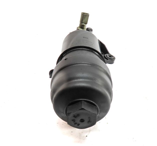 Thumbnail 4: 2012 PORSCHE CAYENNE (958) 3.0L (M06.EC) HYBRID ENGINE OIL FLUID FILTER HOUSING