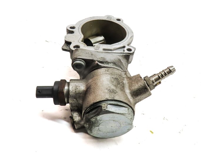 Thumbnail 3: 2011-2018 PORSCHE CAYENNE PANAMERA (958 970 G1) 3.0L ENGINE MECHANICAL FUEL PUMP