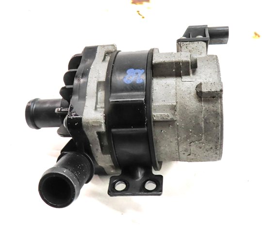 Thumbnail 3: 12 PORSCHE CAYENNE (958) 3.0L M06.EC HYBRID ENGINE AUXILIARY WATER COOLANT PUMP