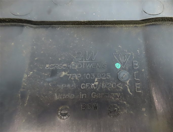 Thumbnail 9: 11-14 PORSCHE CAYENNE PANAMERA (958 970 G1) 3.0L HYBRID EV-GAS ENGINE COVER TRIM