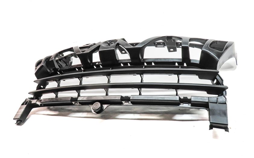 Thumbnail 2: 2011-2014 PORSCHE CAYENNE (958) FRONT CENTER PRIMARY GRILLE (w/o PARK ASSIST)