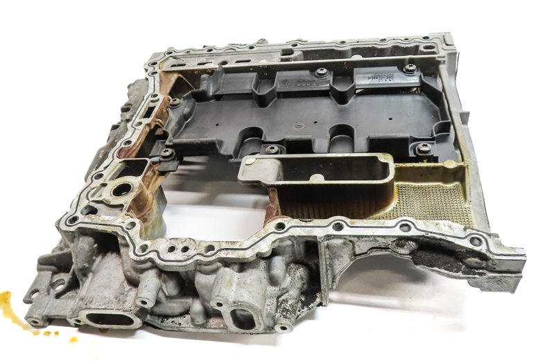 Thumbnail 5: 2012 PORSCHE CAYENNE (958) 3.0L (M06.EC) HYBRID UPPER ENGINE MOTOR OIL FLUID PAN