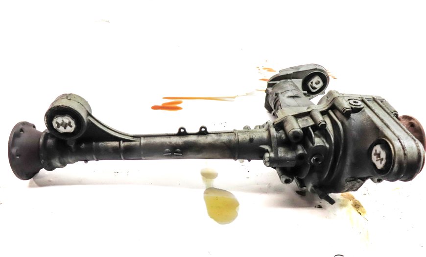 Thumbnail 5: 11-18 PORSCHE CAYENNE (958) 3.0L FRONT DIFFERENTIAL GEAR CARRIER w/ OUTPUT SHAFT