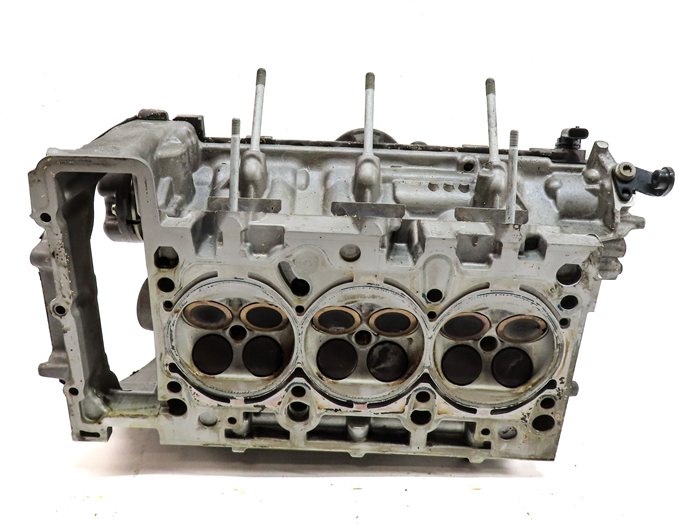 Thumbnail 7: 11-18 PORSCHE CAYENNE PANAMERA (958 970) 3.0L HYBRID ENGINE RIGHT CYLINDER HEAD