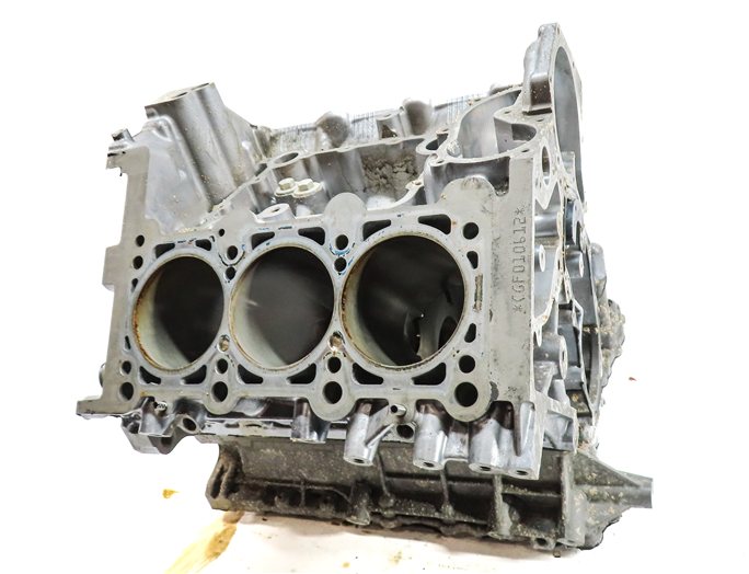 Thumbnail 2: 11-18 PORSCHE CAYENNE PANAMERA 958 970 GAS HYBRID 3.0L ENGINE CYLINDER BLOCK