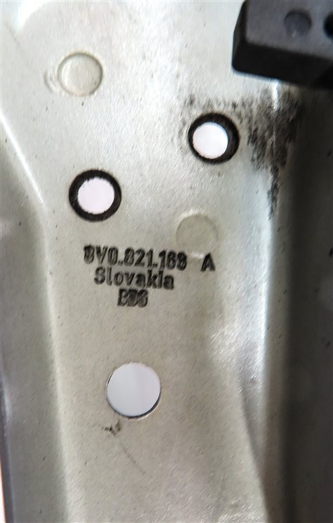 Thumbnail 6: 2015 AUDI S3 (8V) SEDAN FRONT RIGHT PASSENGER FENDER SUPPORT MOUNT BRACKET