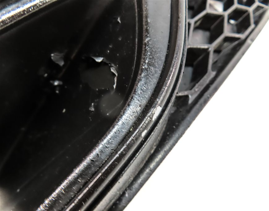Thumbnail 7: 2015 AUDI S3 (8V) FRONT LEFT DRIVER LOWER VENT GRILLE TRIM END (BLACK)
