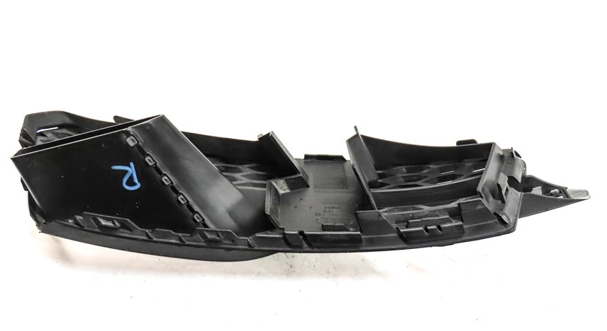 Thumbnail 5: 2015 AUDI S3 (8V) FRONT RIGHT PASSENGER LOWER VENT GRILLE TRIM END (BLACK)