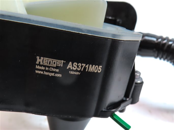 Thumbnail 7: 2015 AUDI S3 (8V) 2.0L (CYFB) CRANKCASE OIL SEPARATOR VENTILATION BREATHER VALVE