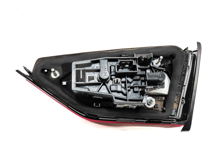 Thumbnail 4: 2015-2016 AUDI A3 S3 (8V) SEDAN CONVERTIBLE LEFT INNER LED TAILLIGHT LIGHT LAMP