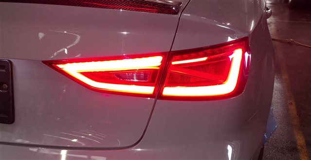 Thumbnail 2: 15-16 AUDI A3 S3 8V SEDAN CONVERTIBLE RIGHT OUTER LED TAILLIGHT BRAKE LIGHT LAMP