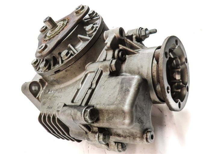 Thumbnail 4: 2016-2018 AUDI A3 (8V) QUATTRO AWD FRONT TRANSFER CASE ANGLE GEAR DRIVE
