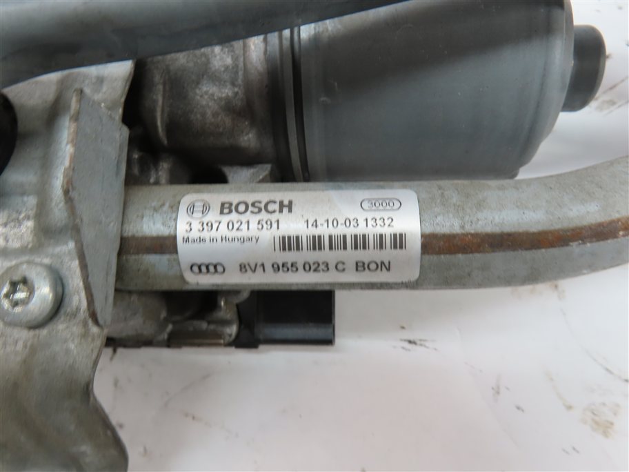 Thumbnail 9: 15-18 AUDI A3 S3 RS3 (8V) FRONT WINDSHIELD WIPER MOTOR w/ TRANSMISSION LINKAGE