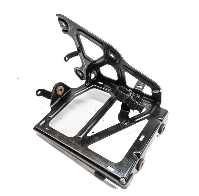 2015 AUDI S3 (8V) 2.0L (CYFB) FRONT LEFT DRIVER RADIATOR SUPPORT MOUNT BRACKET