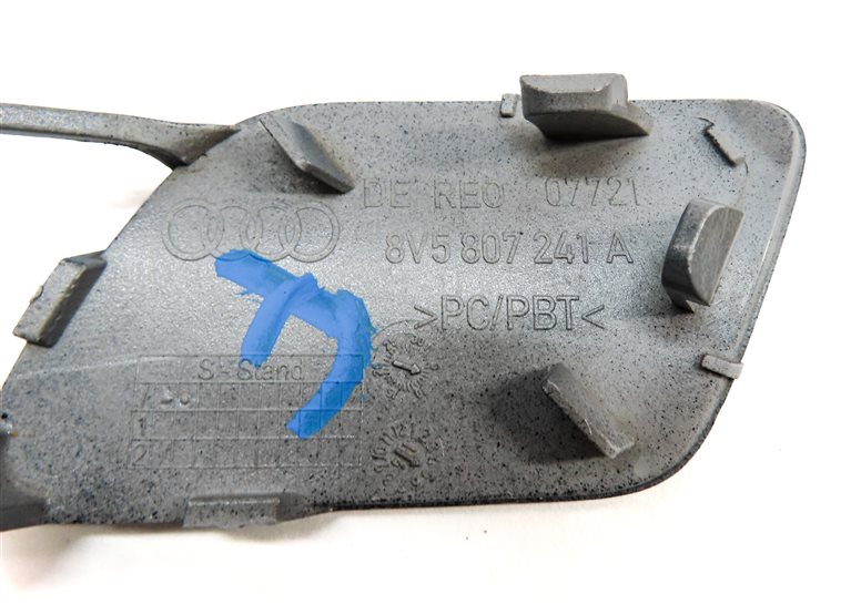 Thumbnail 5: 2015 AUDI S3 (8V) FRONT LOWER BUMPER TOWING TOW HOOK LID FLAP COVER (Gray)