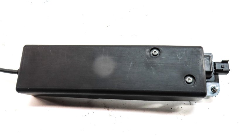 Thumbnail 8: 11 LAND ROVER LR4 (L319) REAR TRUNK LIFTGATE HATCH LID LOWER LOCK LATCH ACTUATOR