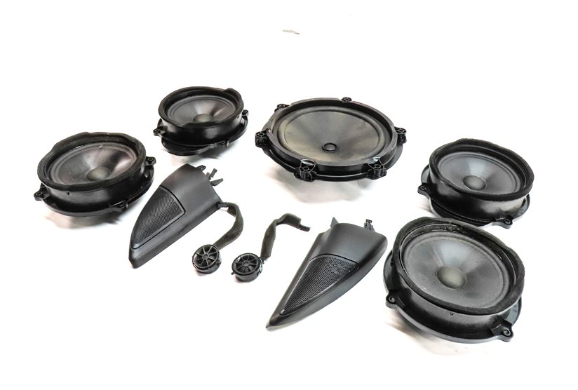 Thumbnail 1: 2011 LAND ROVER LR4 (L319) HARMAN KARDON AUDIO SOUND SYSTEM SPEAKER SET/9