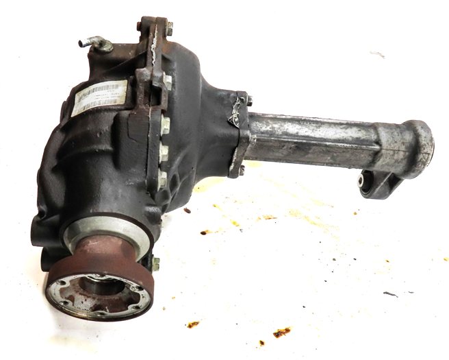 Thumbnail 5: 06-13 LR4 RANGE ROVER SPORT L320 (4.2L / 5.0L) FRONT DIFFERENTIAL CARRIER (3.54)
