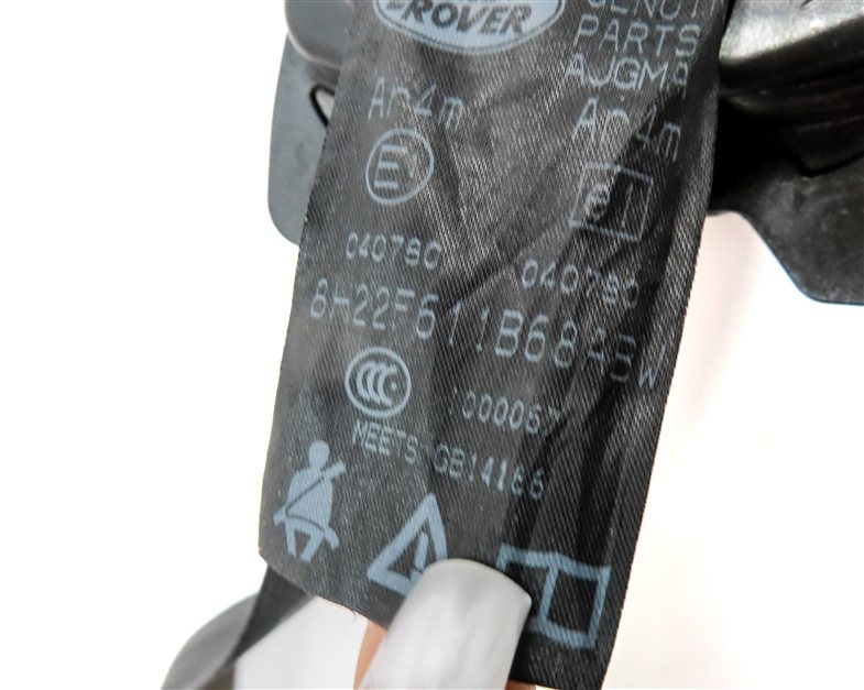 Thumbnail 11: 11 LAND ROVER LR4 (L319) REAR 2ND ROW LEFT CENTER RIGHT SEATBELT RETRACTOR SET/3