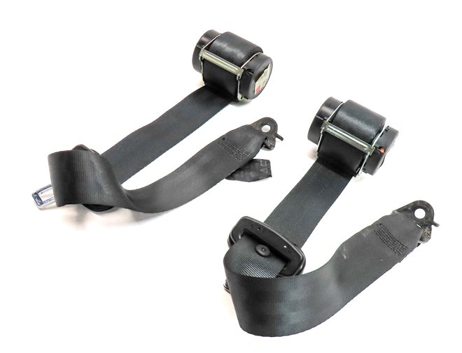 Thumbnail 1: 2011 LAND ROVER LR4 (L319) REAR 3RD ROW LEFT & RIGHT SEATBELT RETRACTOR SET/2