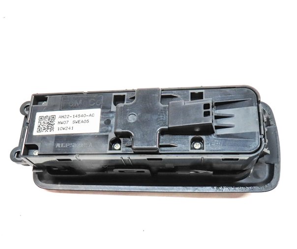 Thumbnail 5: 2010-2020 LAND ROVER LR2 LR4 / RANGE ROVER SPORT (L320) DRIVER WINDOW SWITCH