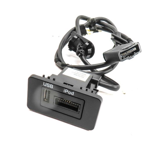 Thumbnail 1: 2011 LAND ROVER LR4 (L319) iPOD USB MEDIA MULTIMEDIA INPUT JACK PANEL