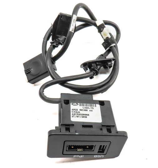 Thumbnail 4: 2011 LAND ROVER LR4 (L319) iPOD USB MEDIA MULTIMEDIA INPUT JACK PANEL