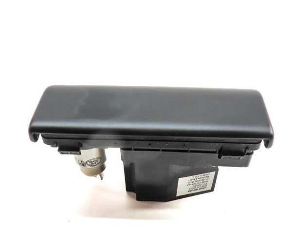 Thumbnail 4: 2011 LAND ROVER LR4 (L319) AUX IN 12V POWER SUPPLY JACK SOCKET PANEL