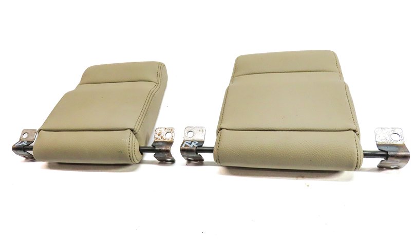 Thumbnail 2: 2011-2016 LAND ROVER LR4 L319 REAR THIRD 3RD ROW HEADREST SET/2 (Almond)