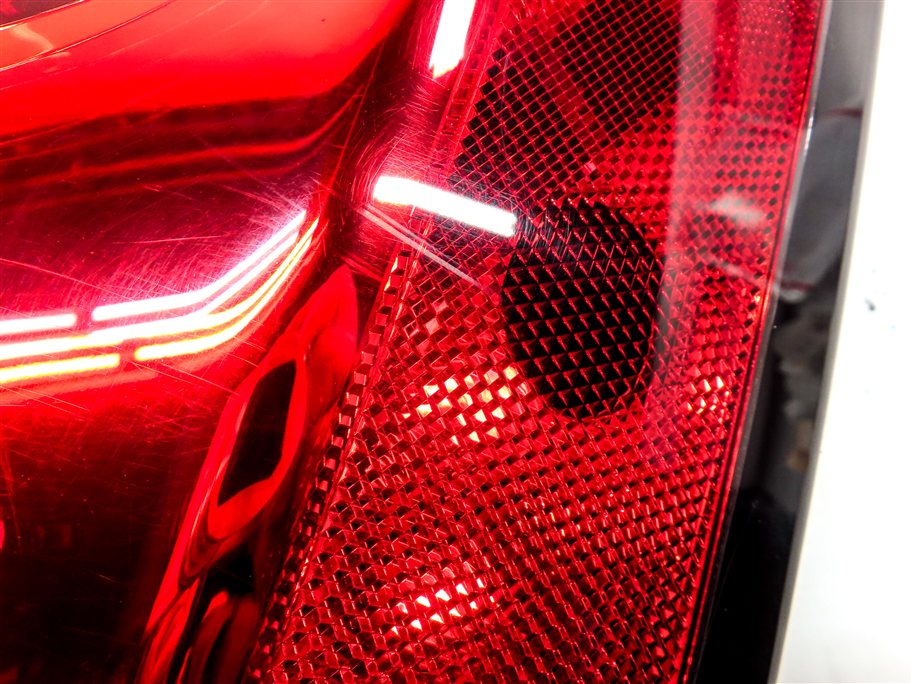 Thumbnail 8: 10-13 LAND ROVER LR4 FRONT LEFT DRIVER QUARTER PANEL TAILLIGHT BRAKE LIGHT LAMP