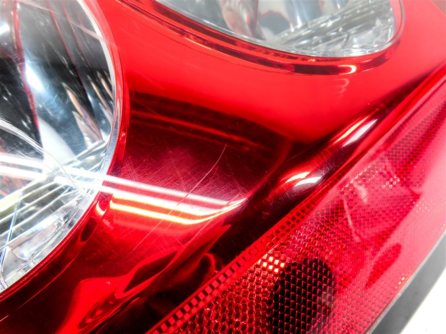 Thumbnail 8: 2010-2013 LAND ROVER LR4 REAR RIGHT PASSENGER TAILLIGHT BRAKE LIGHT LAMP