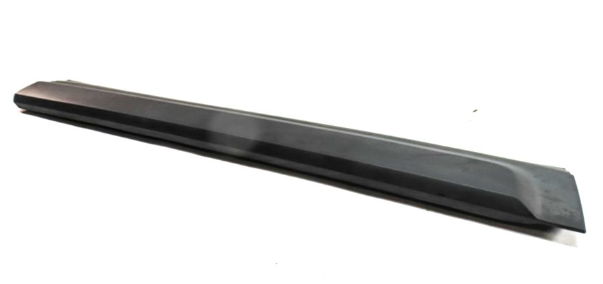 Thumbnail 5: 2005-2016 LAND ROVER LR3 LR4 FRONT LEFT DRIVER DOOR LOWER MOULDING RUNNER TRIM