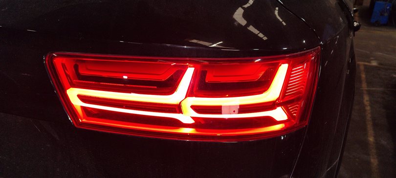 Thumbnail 2: 17-19 AUDI Q7 (4M) REAR RIGHT PASSENGER TRUNK TAILLIGHT LED BRAKE LIGHT LAMP
