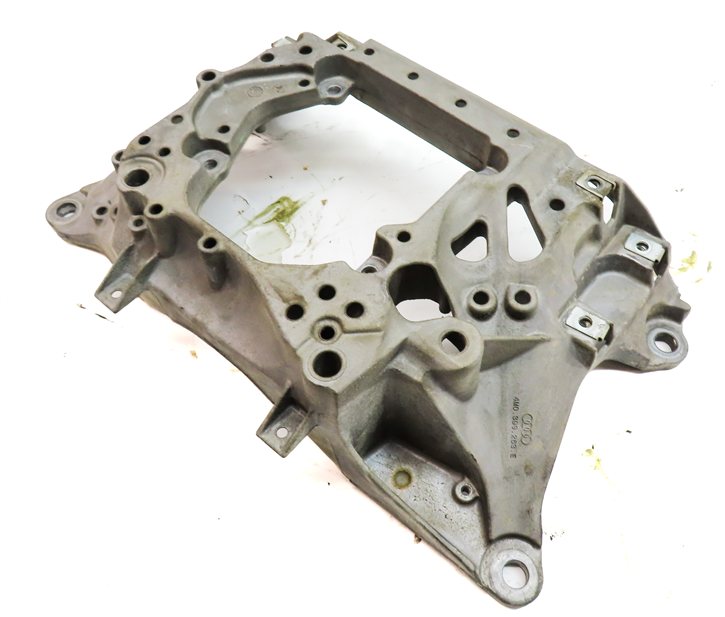 Thumbnail 5: 2017 AUDI Q7 (4M) 3.0L SUPER (CREC) AUTOMATIC TRANSMISSION CROSSMEMBER BRACKET