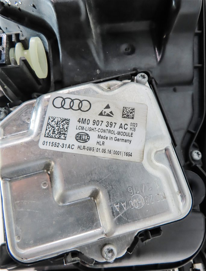 Thumbnail 8: 17-19 AUDI Q7 (4M) LEFT FRONT DRIVER DYNAMIC LED HEADLIGHT LIGHT LAMP (8Q3)