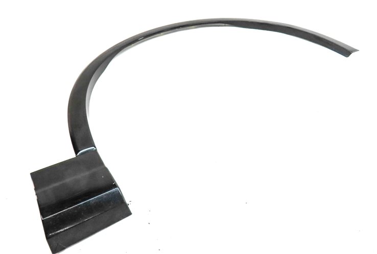 17 AUDI Q7 4M FRONT RIGHT PASSENGER FENDER WHEEL WELL ARCH TRIM MOULDING (Black)