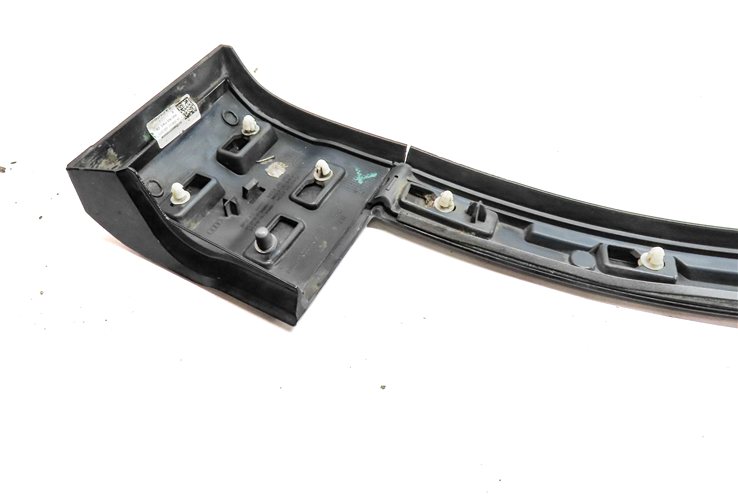 Thumbnail 6: 17 AUDI Q7 4M FRONT RIGHT PASSENGER FENDER WHEEL WELL ARCH TRIM MOULDING (Black)