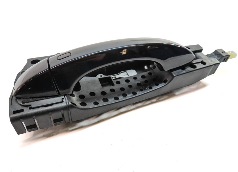 Thumbnail 2: 2017-2020 AUDI Q7 (4M) REAR LEFT KEYLESS EXTERIOR DOOR HANDLE (Black)