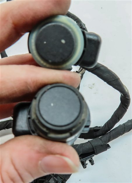 Thumbnail 6: 2017 AUDI Q7 4M FRONT PARK ASSIST PDC DISTANCE CONTROL WIRE SENSOR SET/4 (Black)
