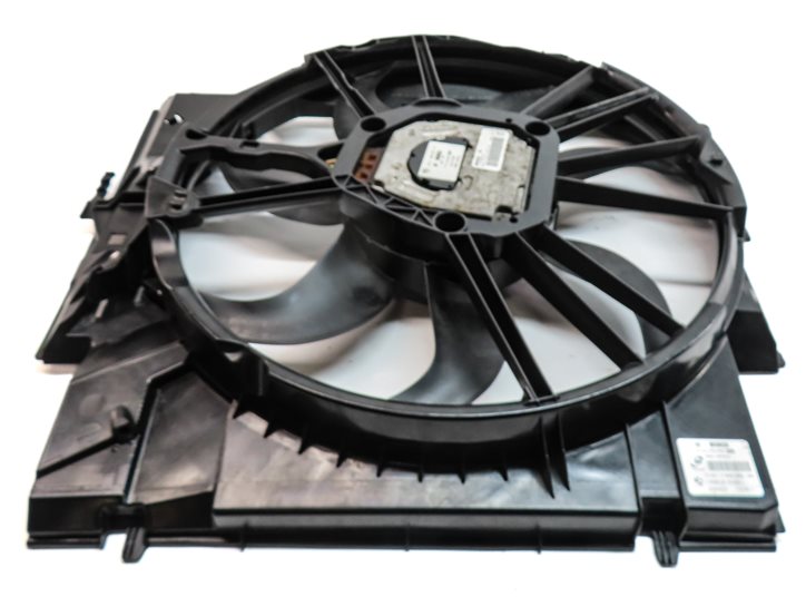 Thumbnail 6: 07-16 BMW 135i 335i X1 Z4 E84 E87 E90 E89 600 WATT RADIATOR COOLING FAN w/MOTOR