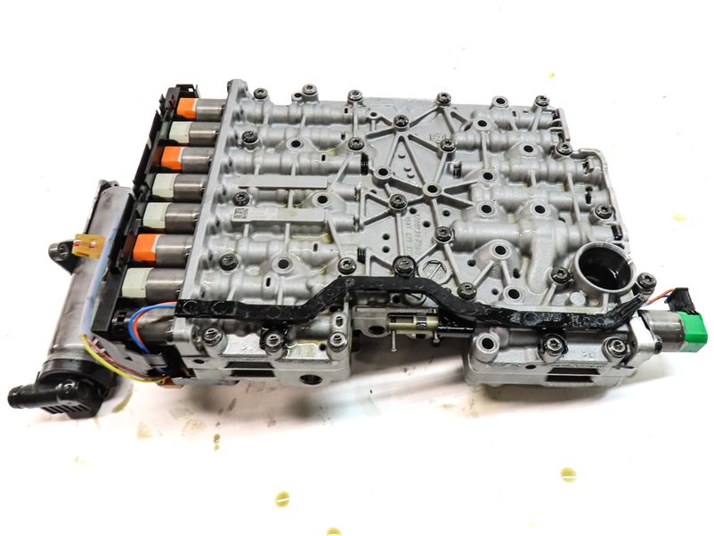 Thumbnail 10: 13-15 BMW X1 (E84) 2.0L 28iX AWD 8HP-45 AUTO TRANSMISSION VALVE BODY w/ OIL PUMP