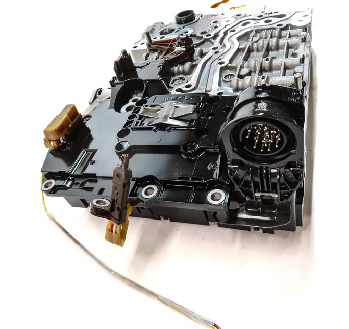 Thumbnail 7: 13-15 BMW X1 (E84) 2.0L 28iX AWD 8HP-45 AUTO TRANSMISSION VALVE BODY w/ OIL PUMP